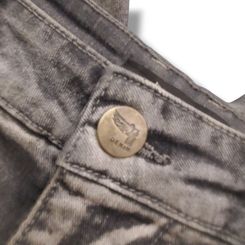 Bezalel Denim Distressed Flared Jeans Gray Washed Ripped Bell Bottom Size 36x34 - Picture 12 of 15